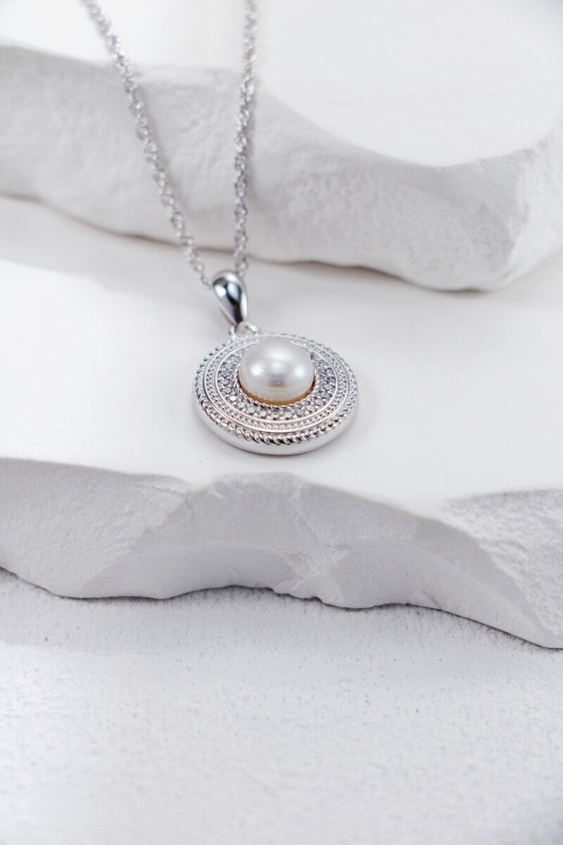 Pearl-Earrings-Necklace-Detail-4