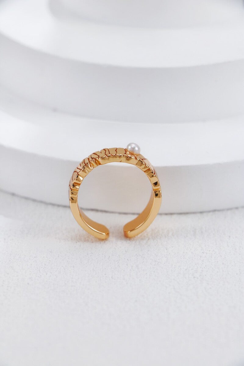 Pearl-Ring-Detail-3