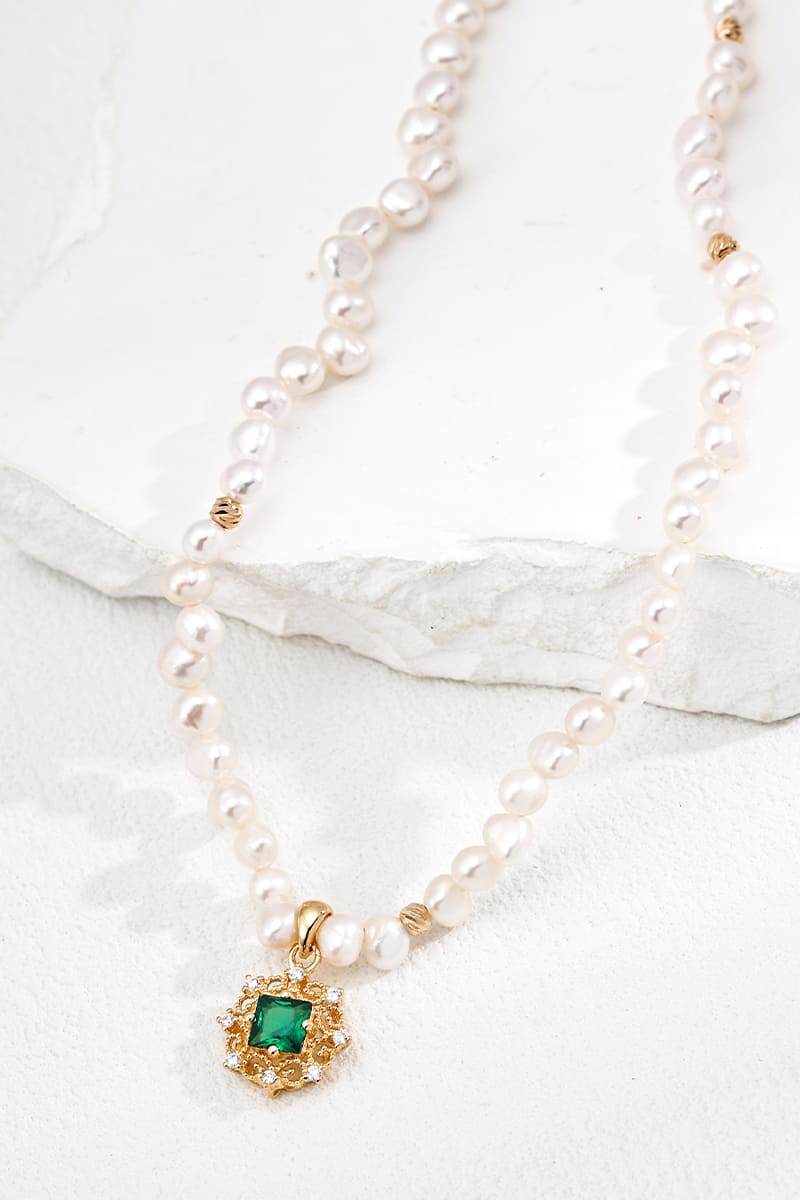 Pearl-Set-Detail-2