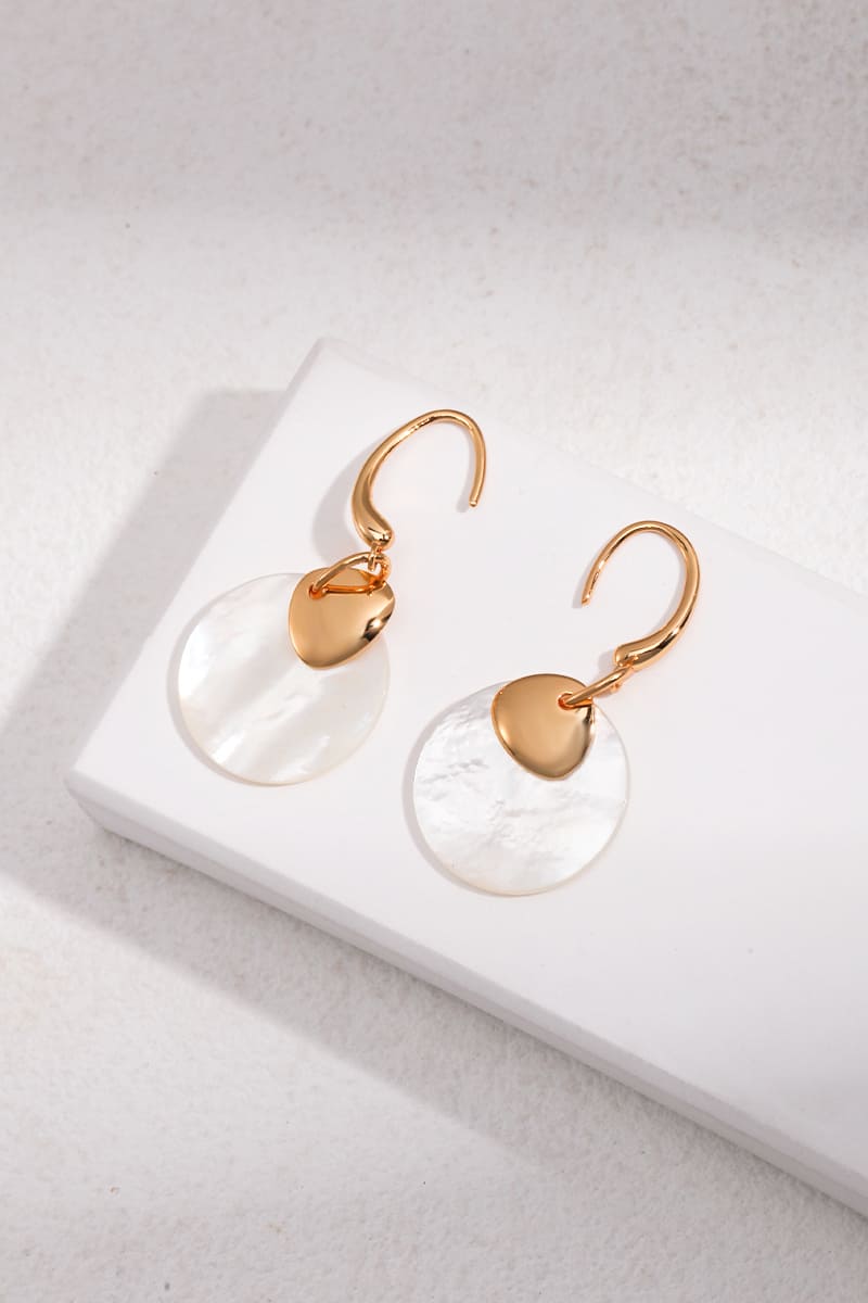 Pearl-Silver-Earrings-Detail-1