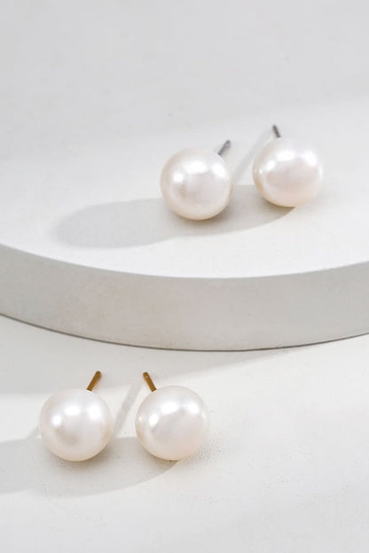 Pearl-Stud-Earrings-Detail-2