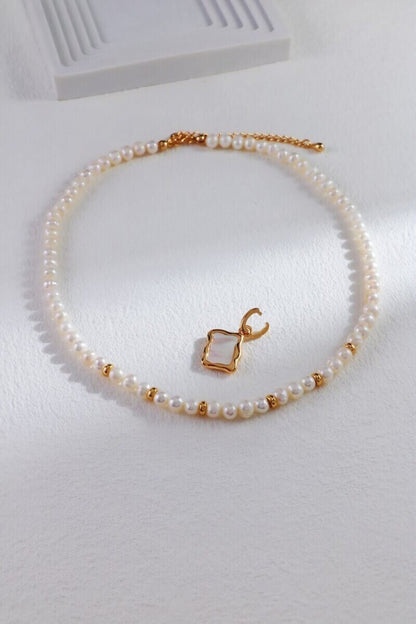 Pearls-Necklace-Detail-4
