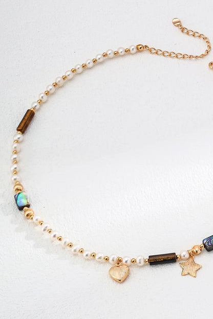 Pendant-Beaded-Necklace-Detail-2