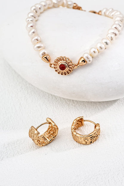 Silver-Hoop-Earrings-Detail-3