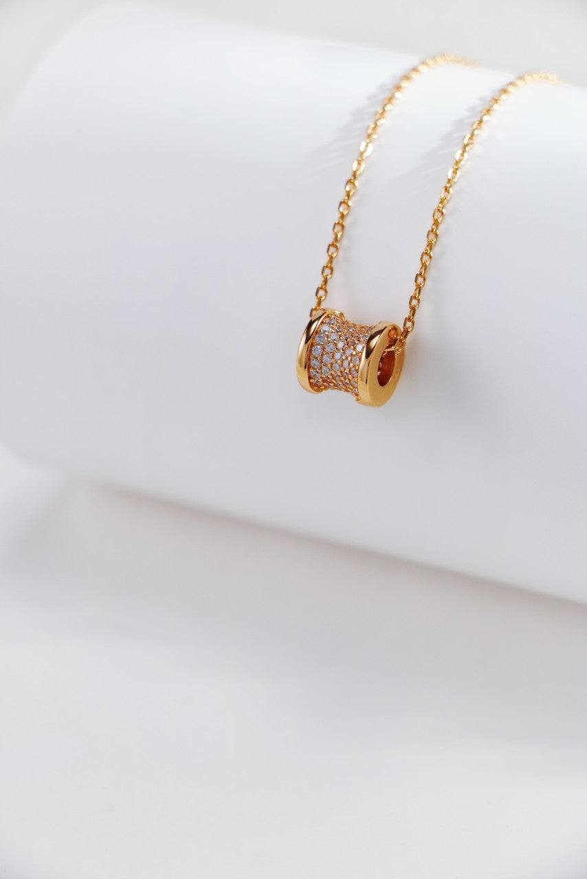Silver-Necklace-Gold