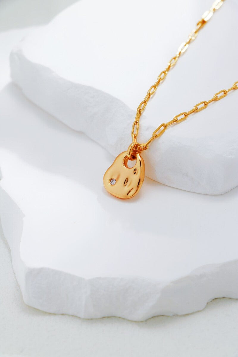 Silver-Necklaces-Details-Display-3