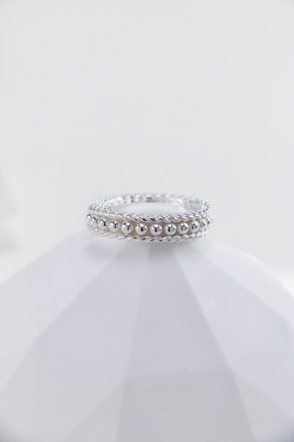 Silver-Rings-Details-Display-3