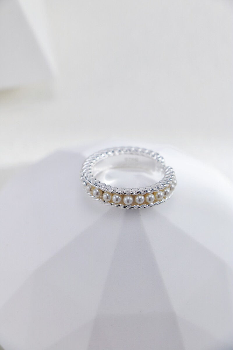 Silver-Rings-Details-Display-5