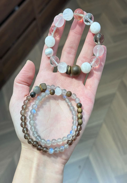 Snow-Moon-Agarwood-Sterling-Silver-Bead-Bracelet