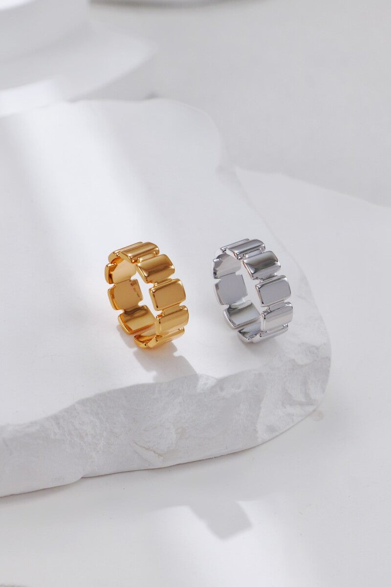 Square-Ring-Detail-1