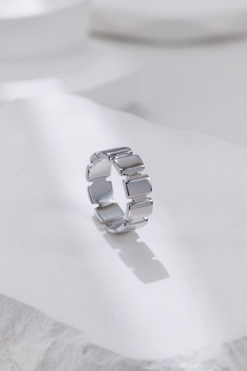 Square-Ring-Detail-2