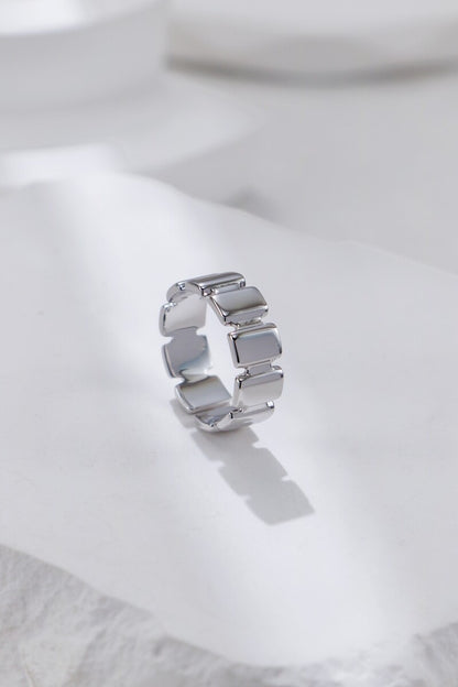 Square-Ring-Detail-2