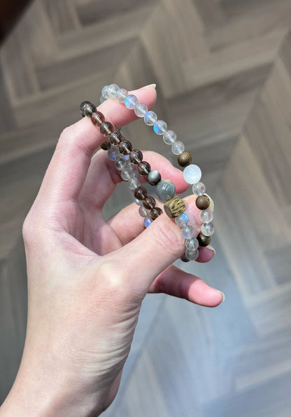 Sterling-Silver-Bead-Bracelet-Details-Display-4