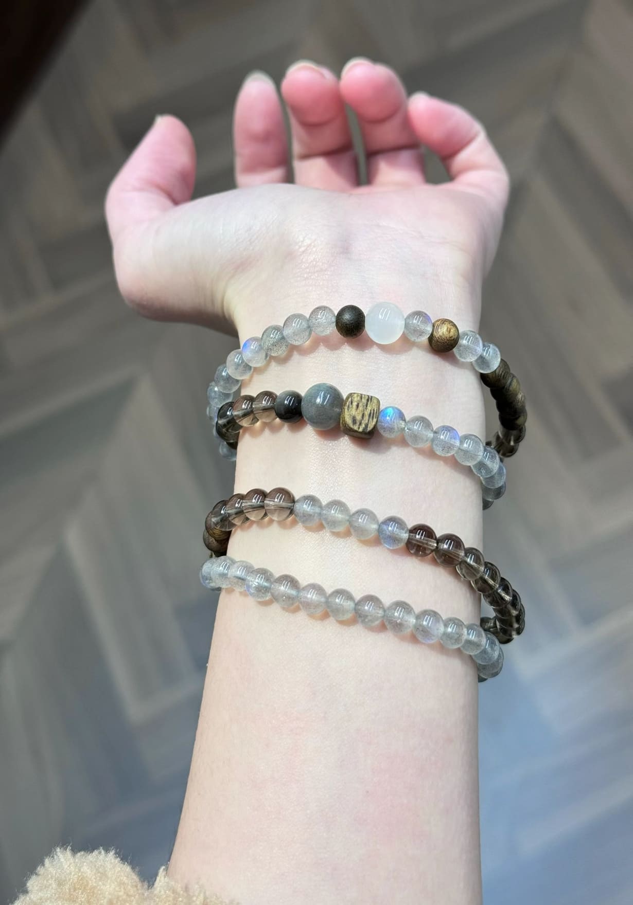 Sterling-Silver-Bead-Bracelet-Details-Display-5