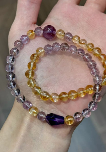 Stretch-Bead-Bracelets-Detail-1