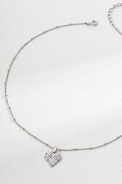 Trendy-Necklace-Details-Display-2