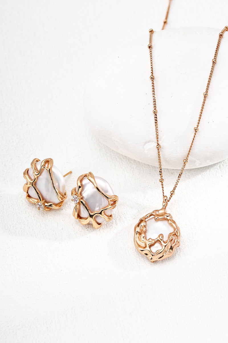 Vintage-Earrings-Detail-2