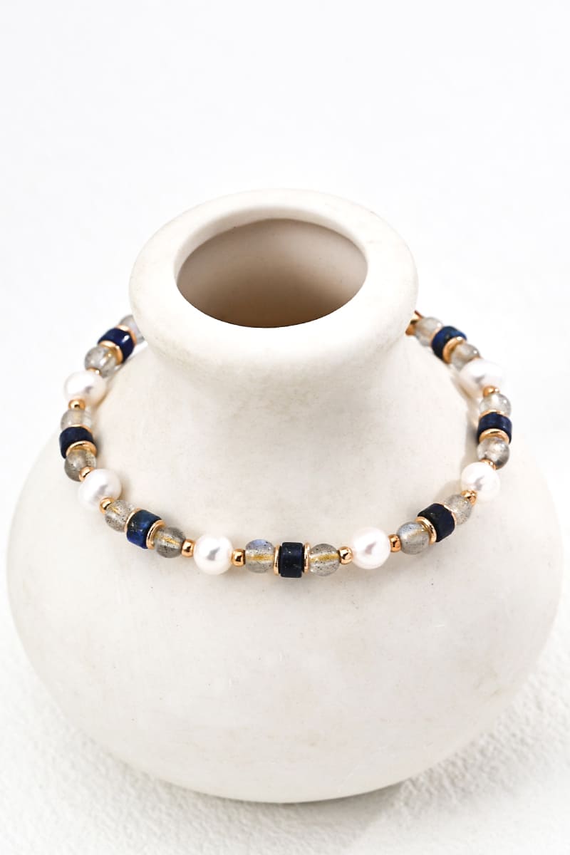 Women_s-Bead-Bracelet-Detail-1