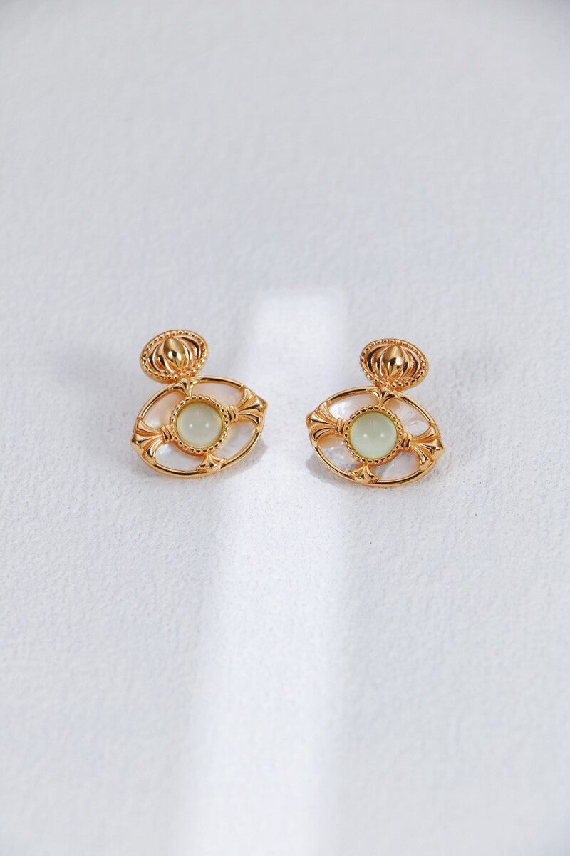 Women_s-Earrings-Detail-2