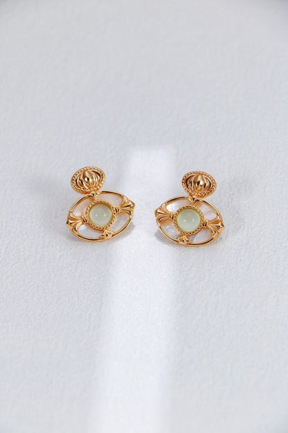 Women_s-Earrings-Detail-2
