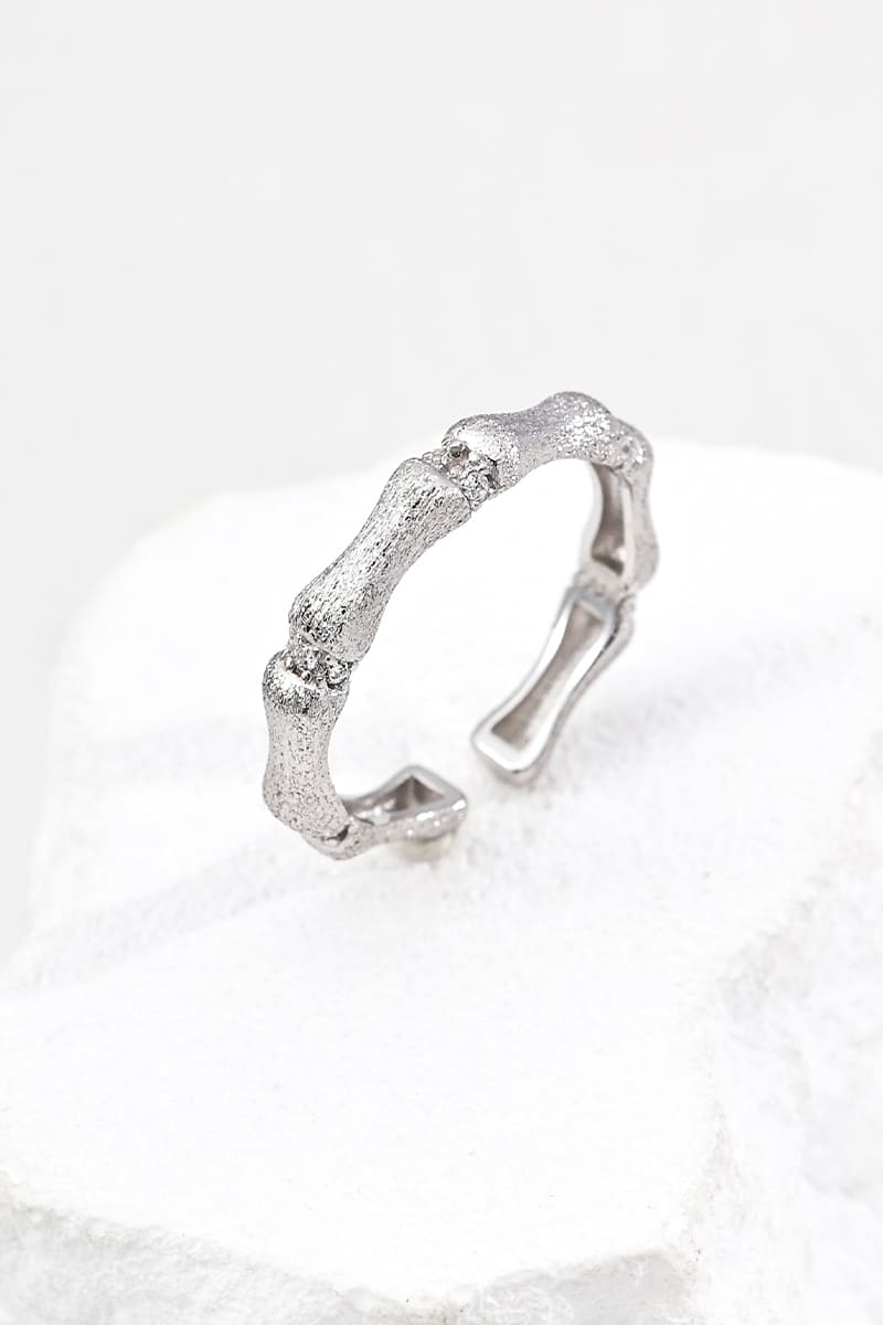 Women_s-Rings-Detail-2