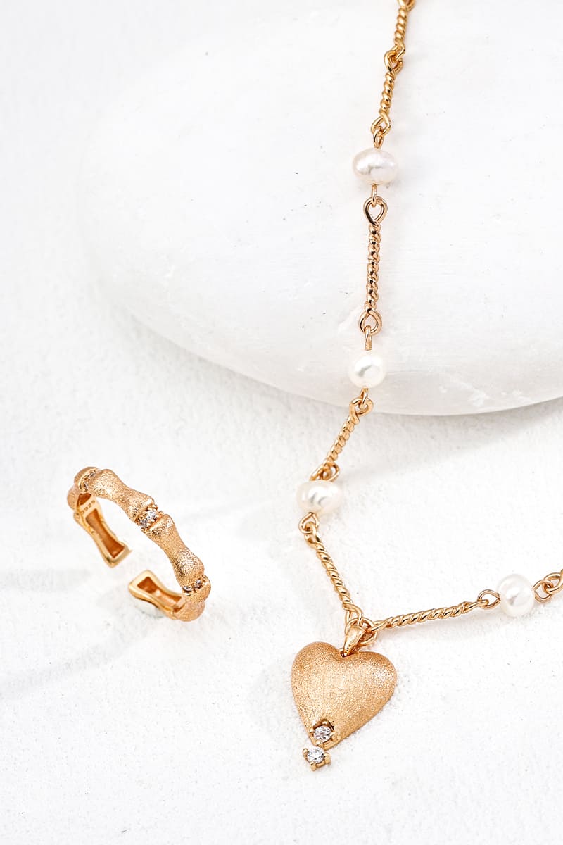Women_s-Rings-Detail-3