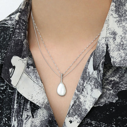 XL-001-Mother-Of-Pearl-Necklace-03