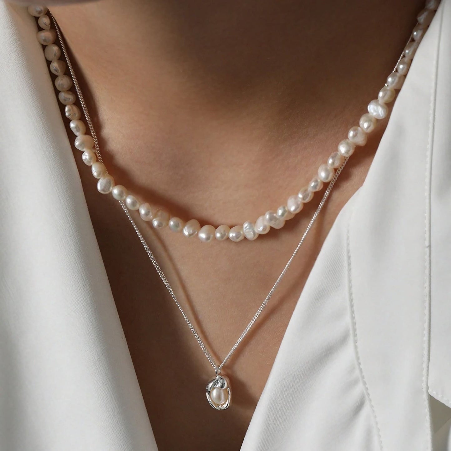 XL-002-Pearl-Necklace-Women-04