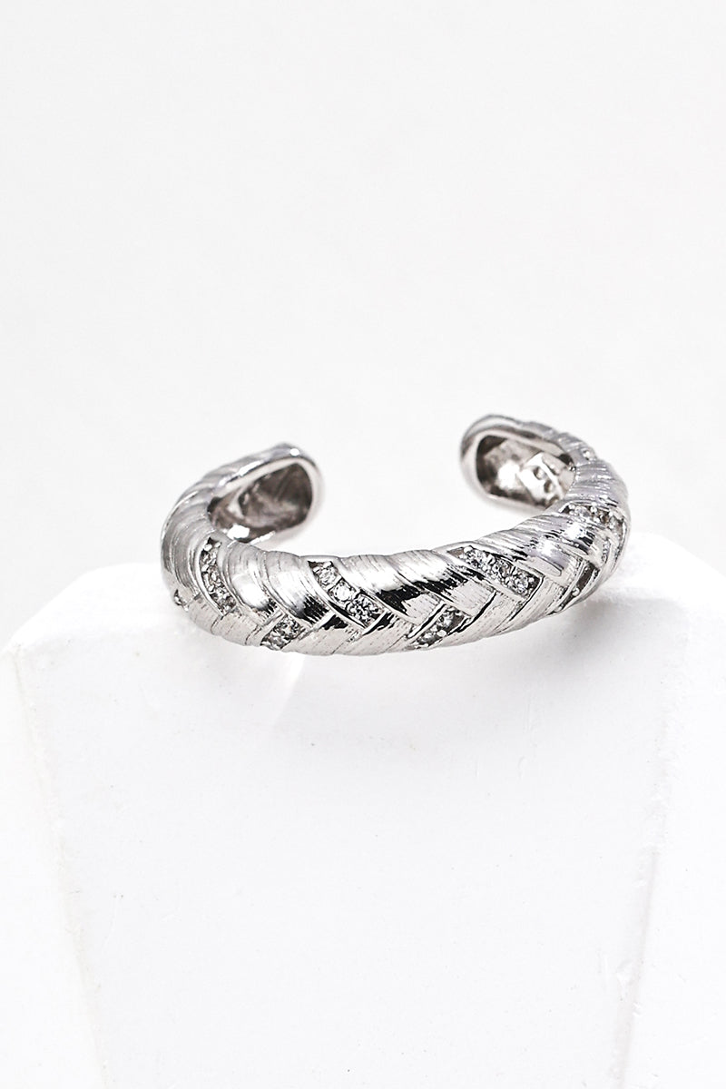 Zircon-Ring-Detail-2