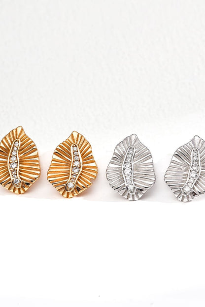 Zircon-Stud-Earrings-Detail-3